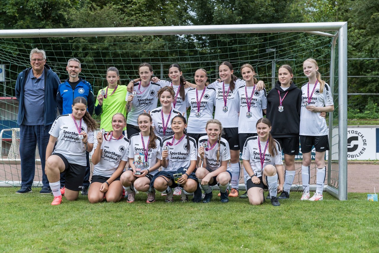 Bild 156 - Loewinnen Cup